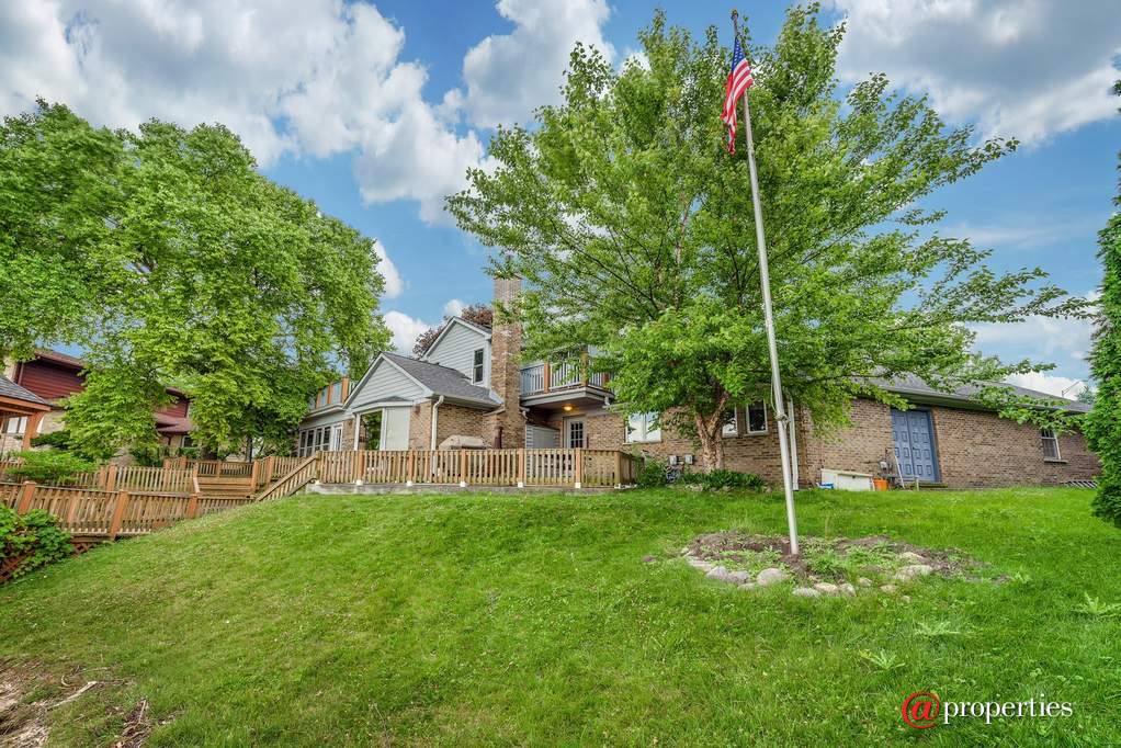 9682 Reding Circle Des Plaines, Illinois 60016 - Image 36