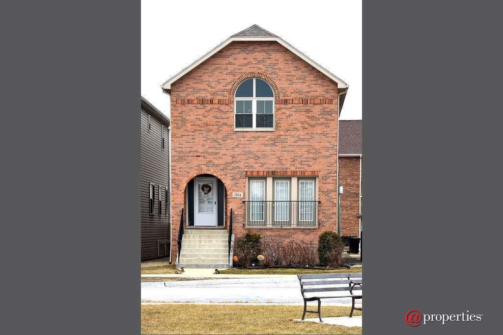10628 S Martin Street Chicago, Illinois 60643 - Front View