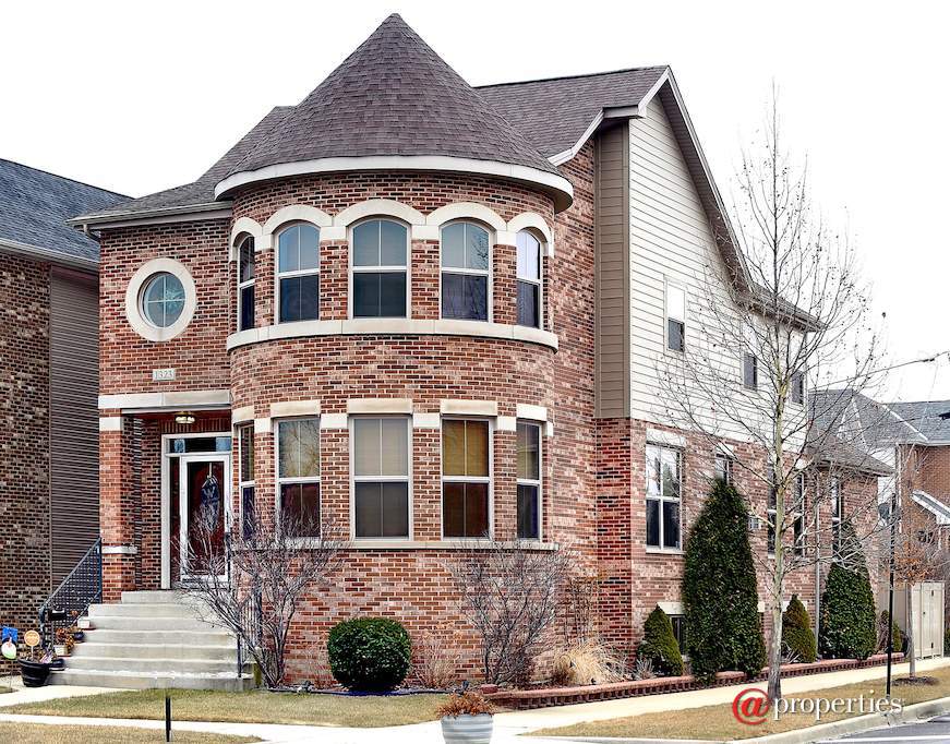 10628 S Martin Street Chicago, Illinois 60643 - Front View