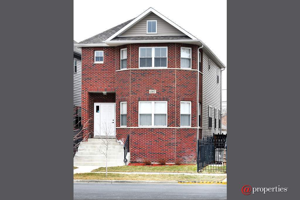 10628 S Martin Street Chicago, Illinois 60643 - Front View