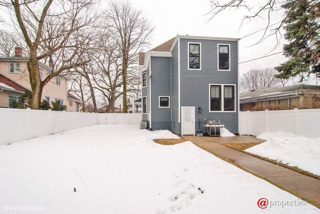14 Keystone Avenue River Forest, Illinois 60305 - Rear View