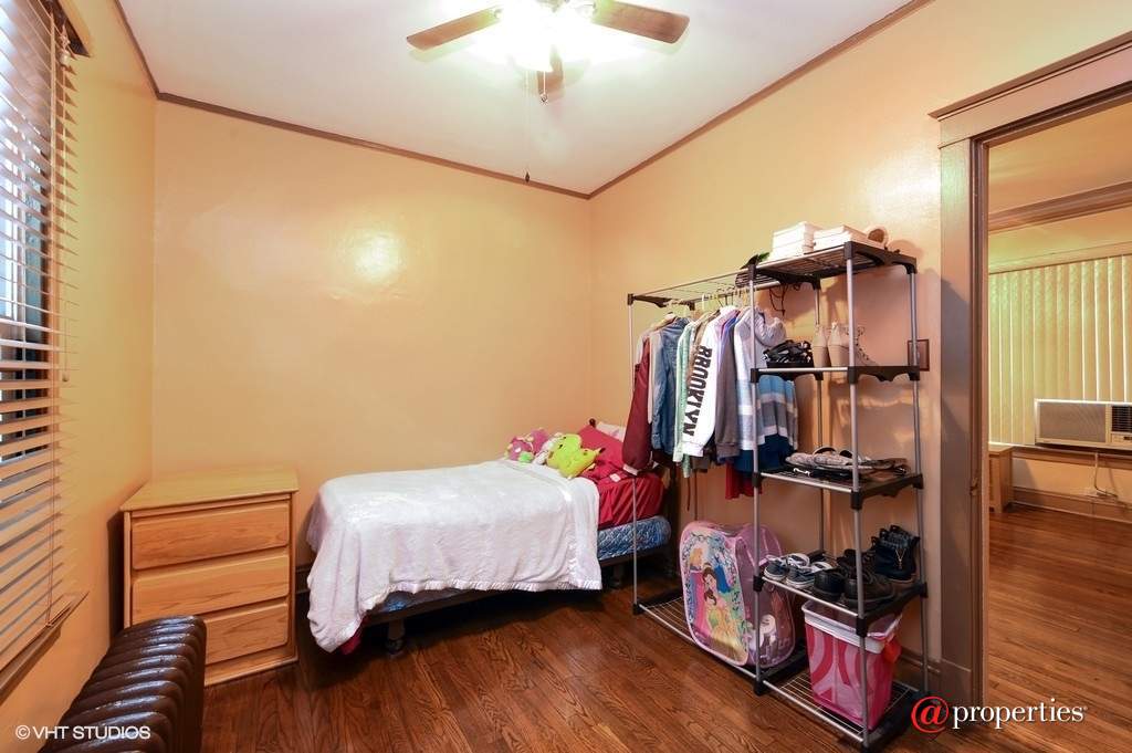 7828 S Eberhart Avenue Chicago, Illinois 60619 - Bedroom