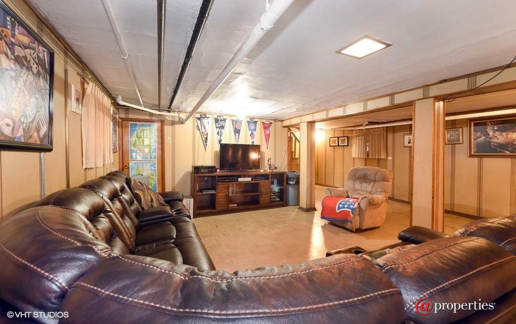 7828 S Eberhart Avenue Chicago, Illinois 60619 - Basement