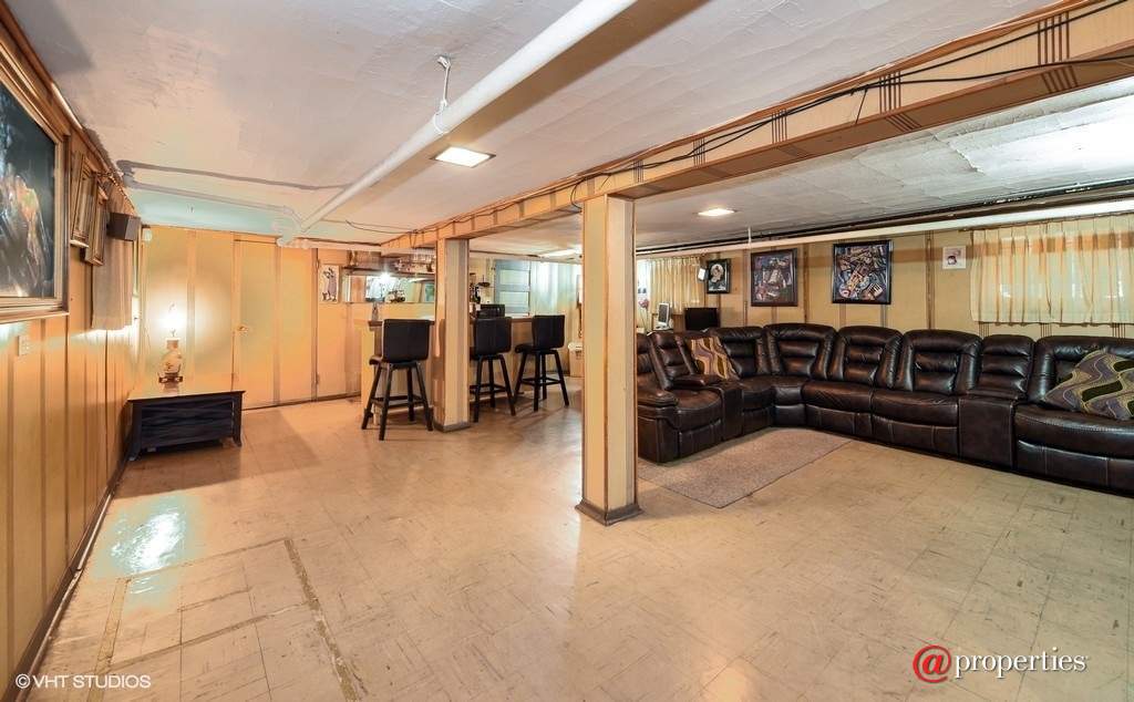 7828 S Eberhart Avenue Chicago, Illinois 60619 - Basement