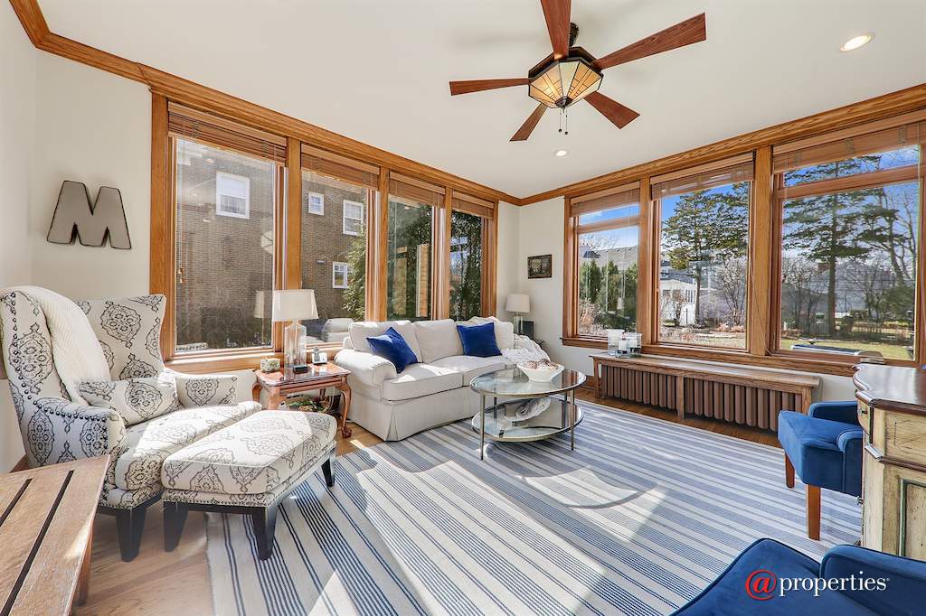 424 Sunset Avenue La Grange, Illinois 60525 - Master Bedroom