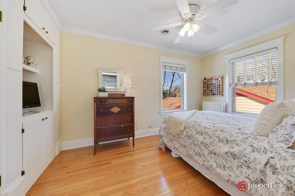 424 Sunset Avenue La Grange, Illinois 60525 - 3rd Bedroom
