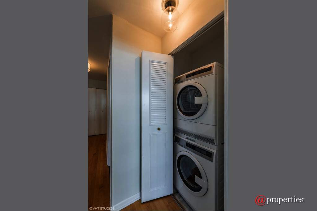 222 E Pearson Street #2309 Chicago, Illinois 60611 - Image 4