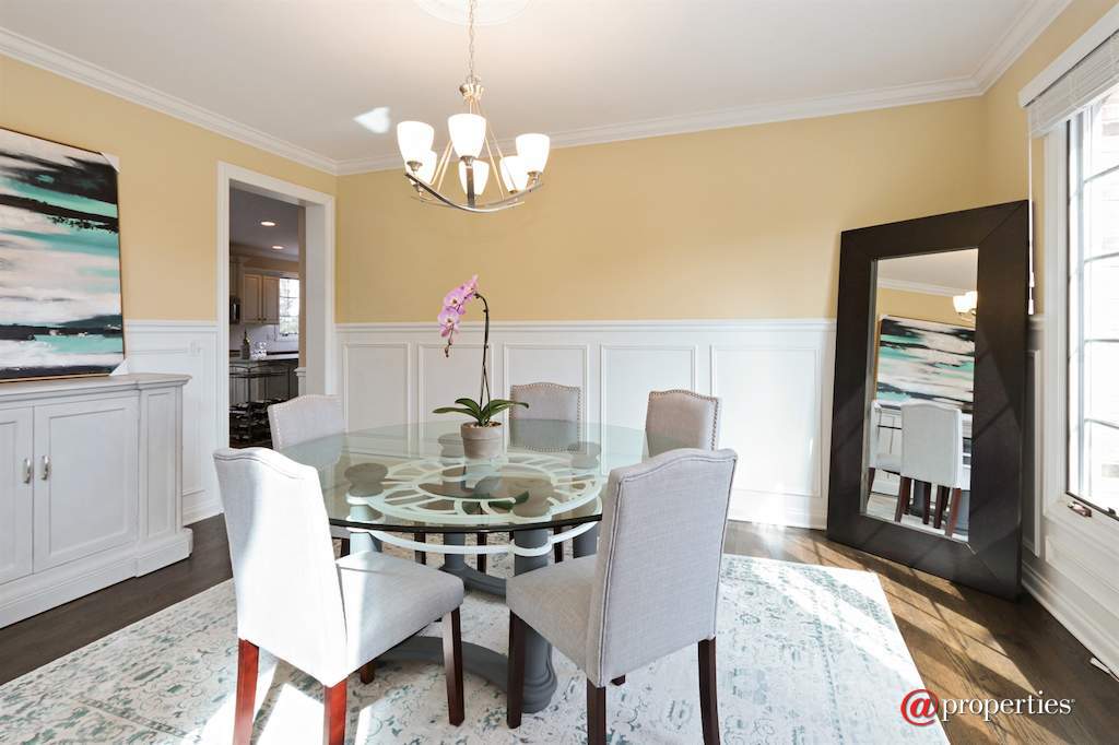 22283 W Mashie Court Ivanhoe, Illinois 60060 - Dining Room
