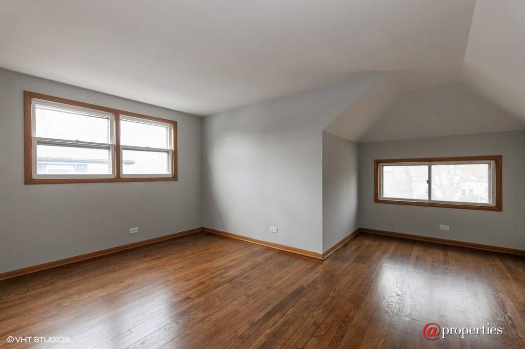 1054 Centerfield Court Highland Park, Illinois 60035 - Master Bedroom