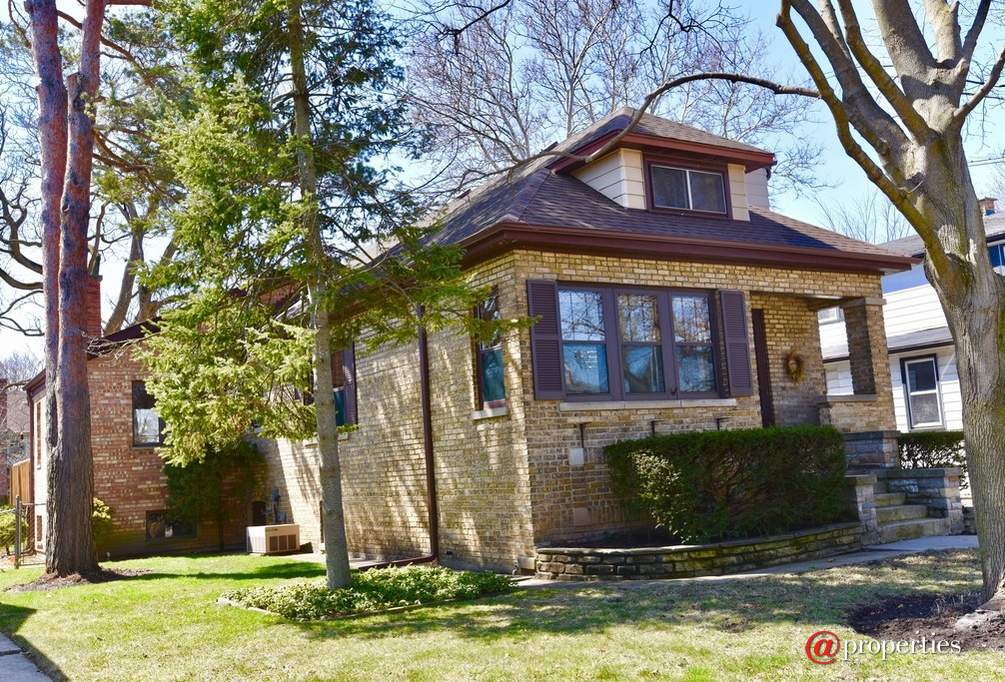 1054 Centerfield Court Highland Park, Illinois 60035 - Image 0