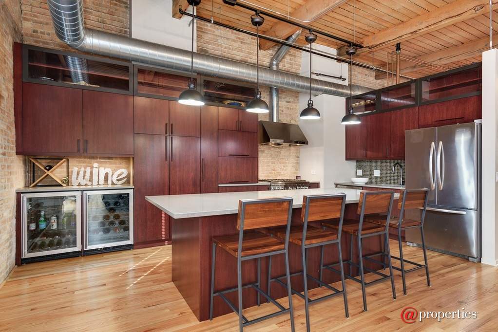 420 W Ontario Street #405 Chicago, Illinois 60654 - Kitchen