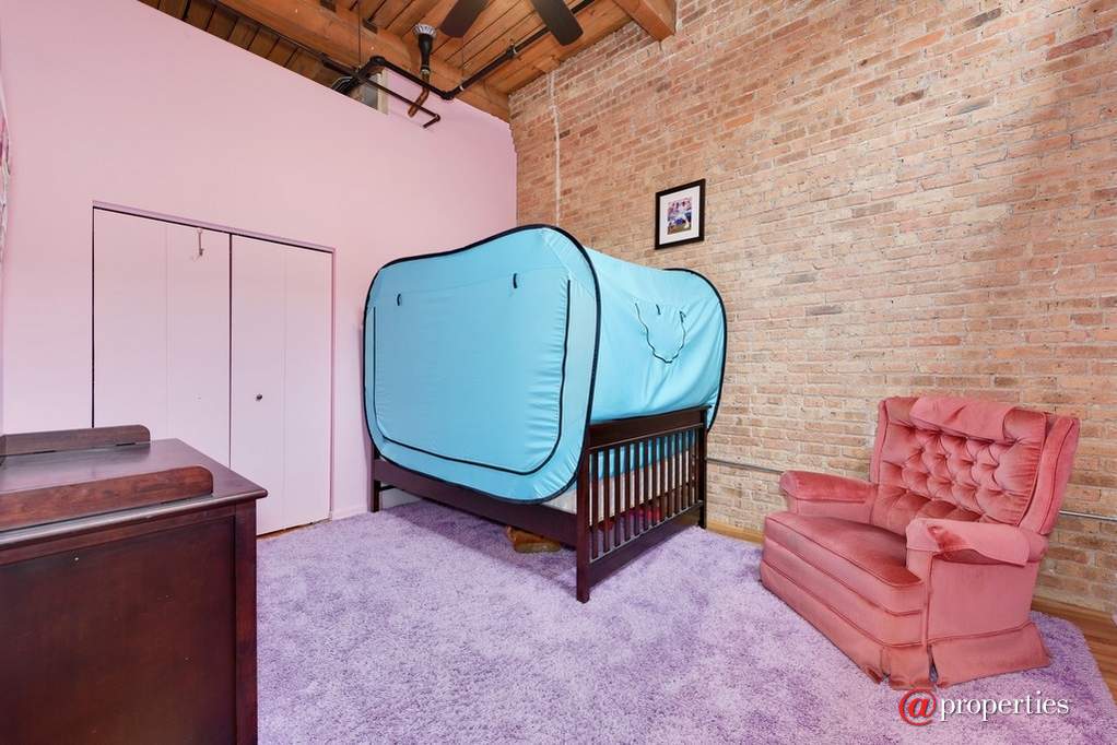 420 W Ontario Street #405 Chicago, Illinois 60654 - Bedroom