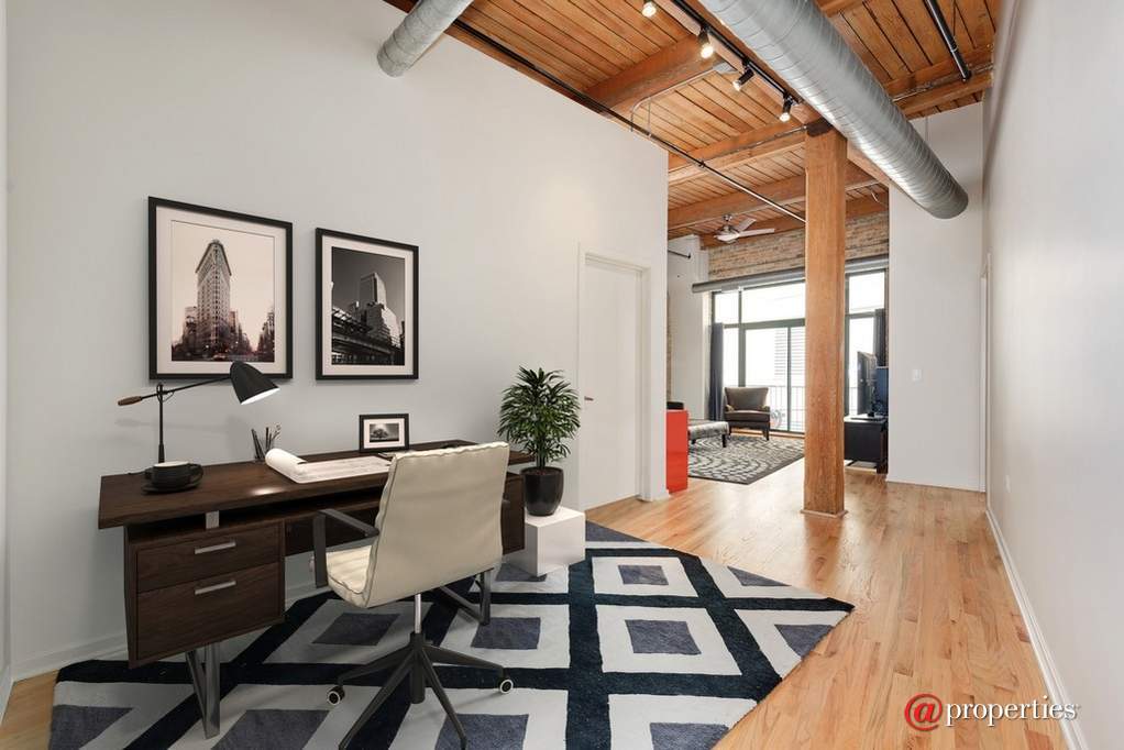 420 W Ontario Street #405 Chicago, Illinois 60654 - Office Area