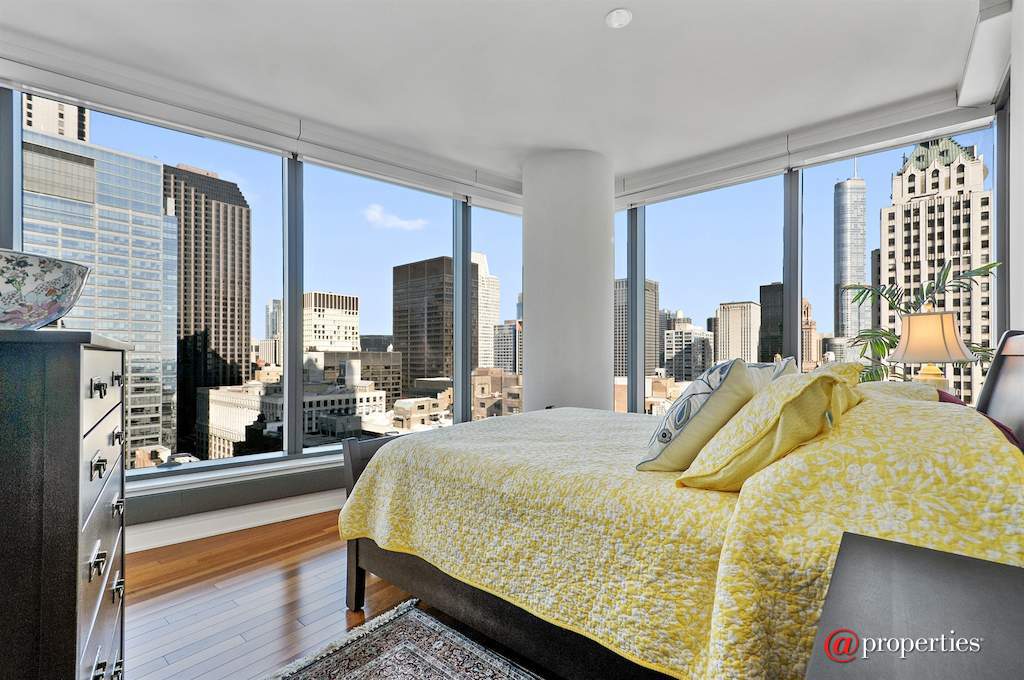 60 E Monroe Street #2907 Chicago, Illinois 60603 - Master Bedroom