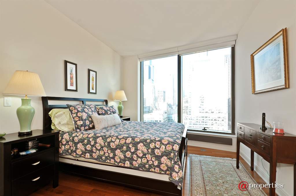 60 E Monroe Street #2907 Chicago, Illinois 60603 - 2nd Bedroom
