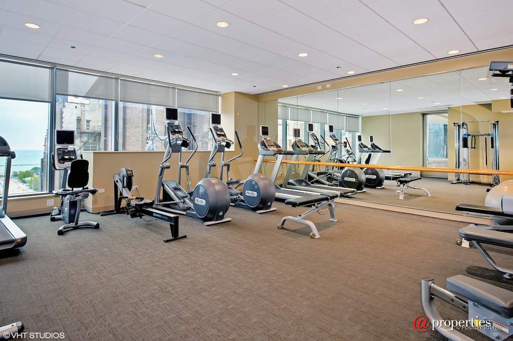 60 E Monroe Street #2907 Chicago, Illinois 60603 - Fitness Center