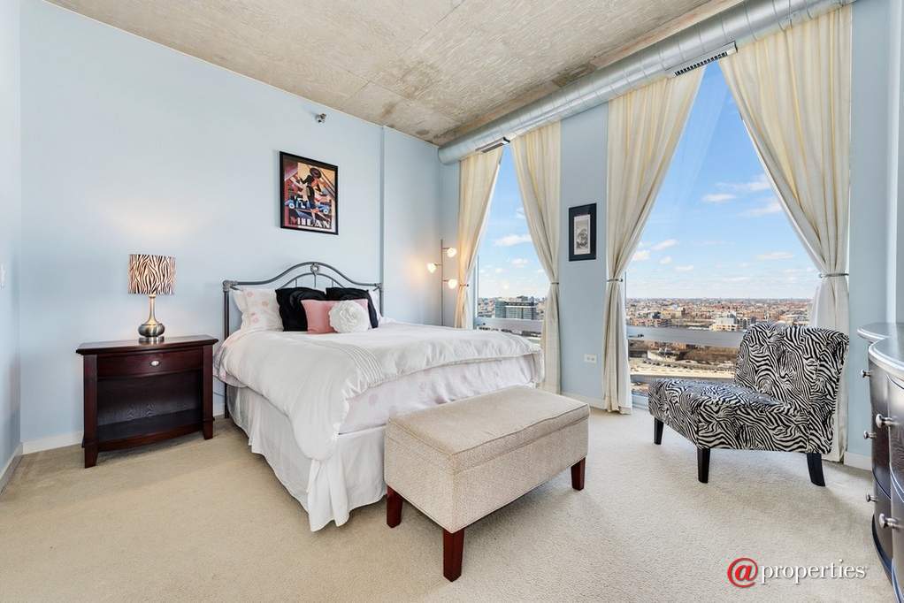 700 N Larrabee Street #1501 Chicago, Illinois 60654 - Image 11