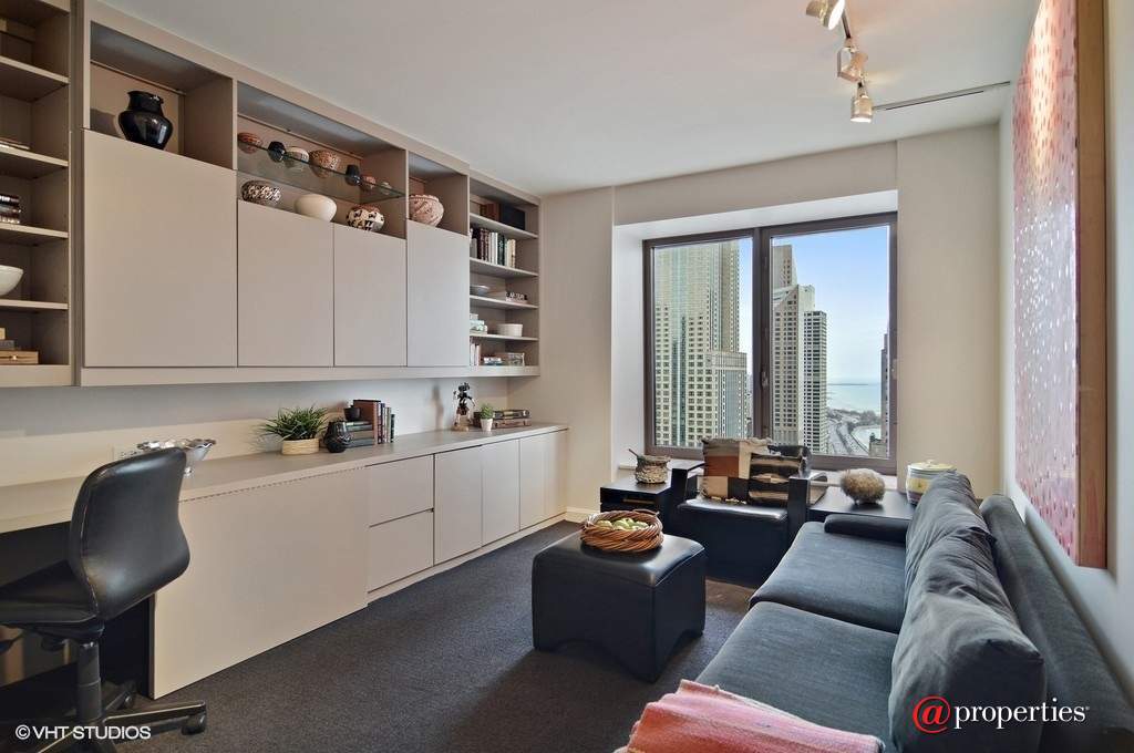 161 E Chicago Avenue #28F Chicago, Illinois 60611 - 2nd Bedroom