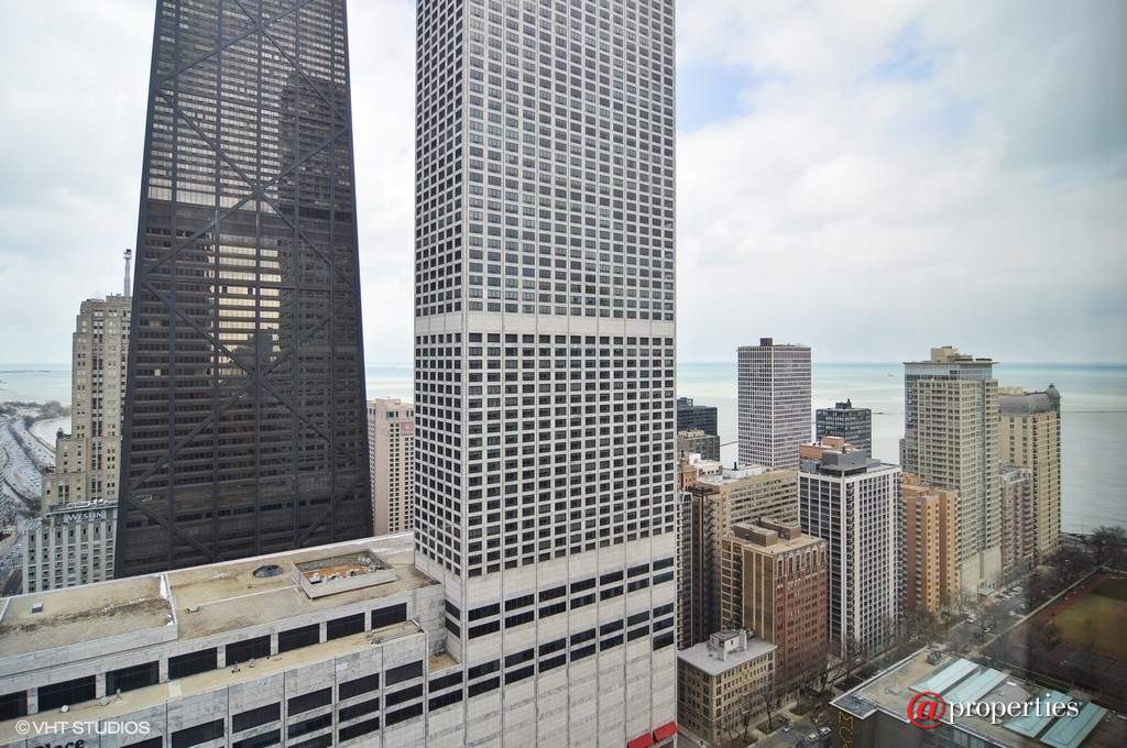 161 E Chicago Avenue #28F Chicago, Illinois 60611 - Lake View