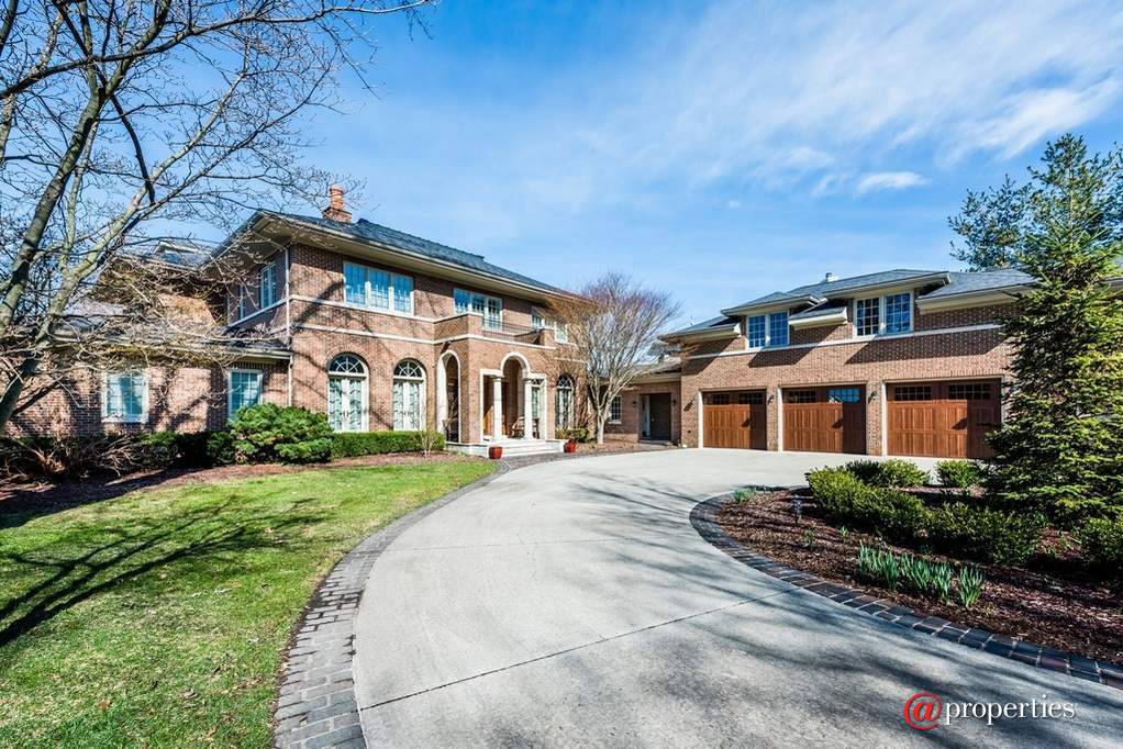 1918 Lake Shore Drive St. Joseph, Mi 49085 - Front View