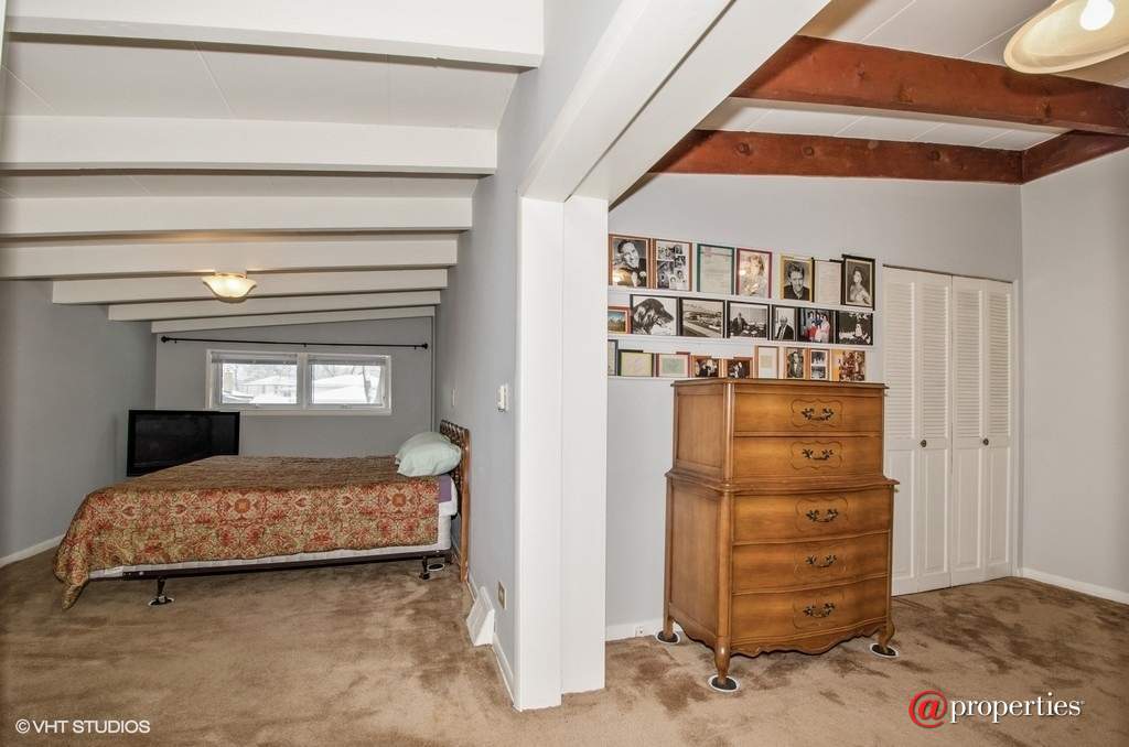 8455 Lockwood Avenue Skokie, Illinois 60077 - Master Bedroom