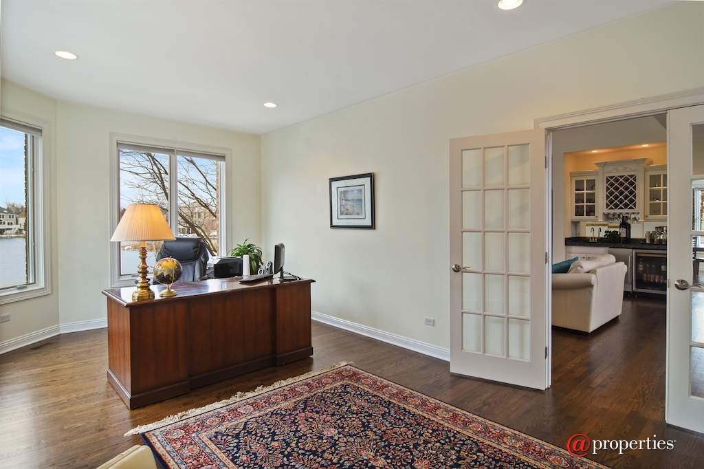 1265 N Lakeview Drive Palatine, Illinois 60067 - Office