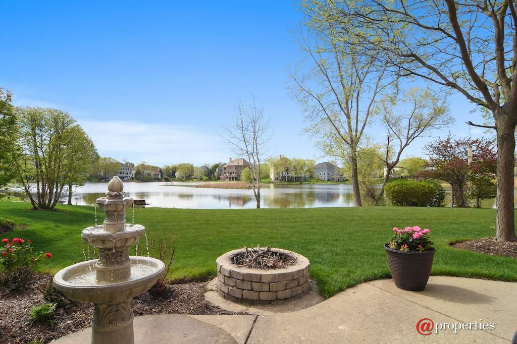 1265 N Lakeview Drive Palatine, Illinois 60067 - Patio