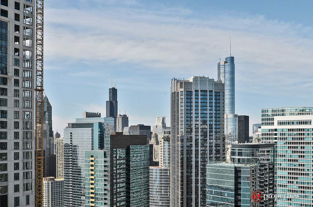 600 N Lake Shore Drive #2101 Chicago, Illinois 60611 - View