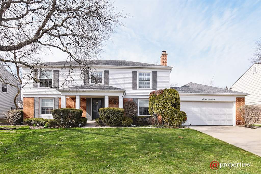 1100 Antique Lane Northbrook, Illinois 60062 - Front View