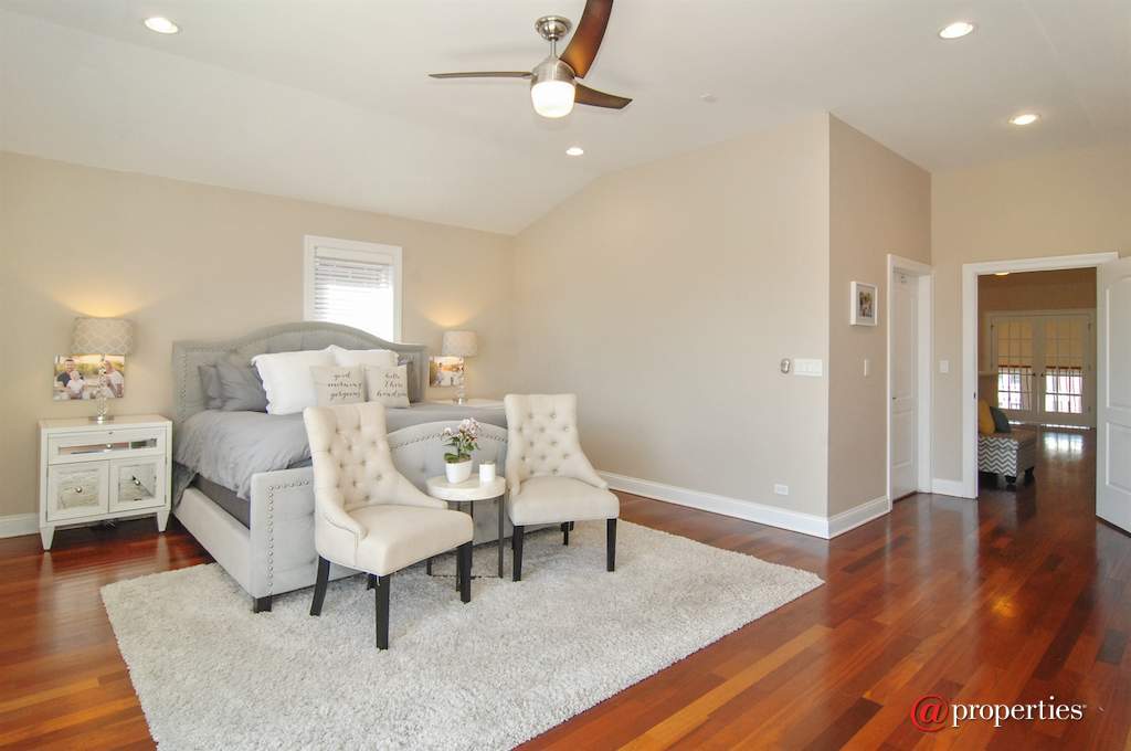 3713 N Ashland Avenue #3S Chicago, Illinois 60613 - Master Bedroom