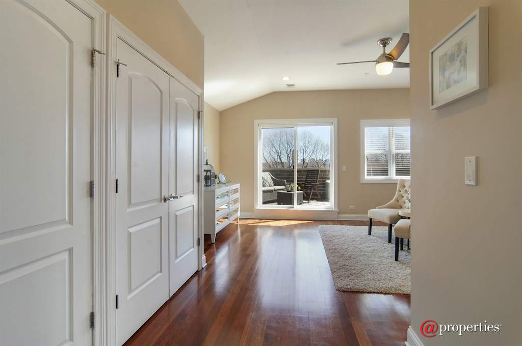 3713 N Ashland Avenue #3S Chicago, Illinois 60613 - Master Bedroom