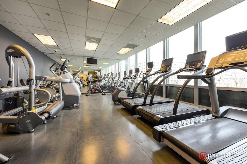 500 W Superior Street #607 Chicago, Illinois 60654 - Gym