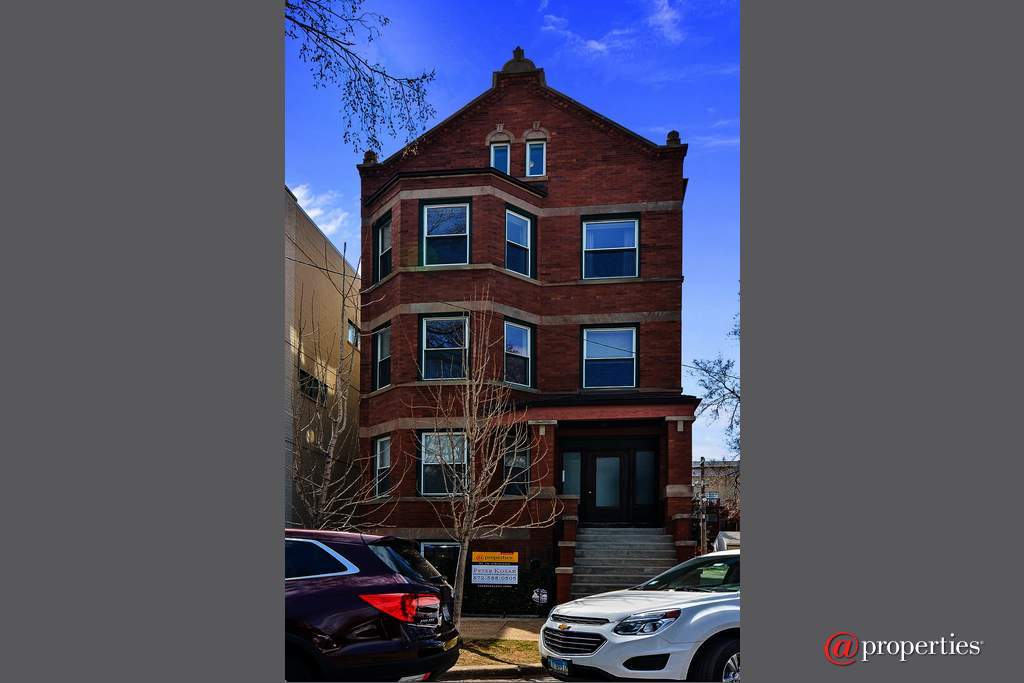 2228 N Seeley Avenue #4 Chicago, Illinois 60647 - Front View