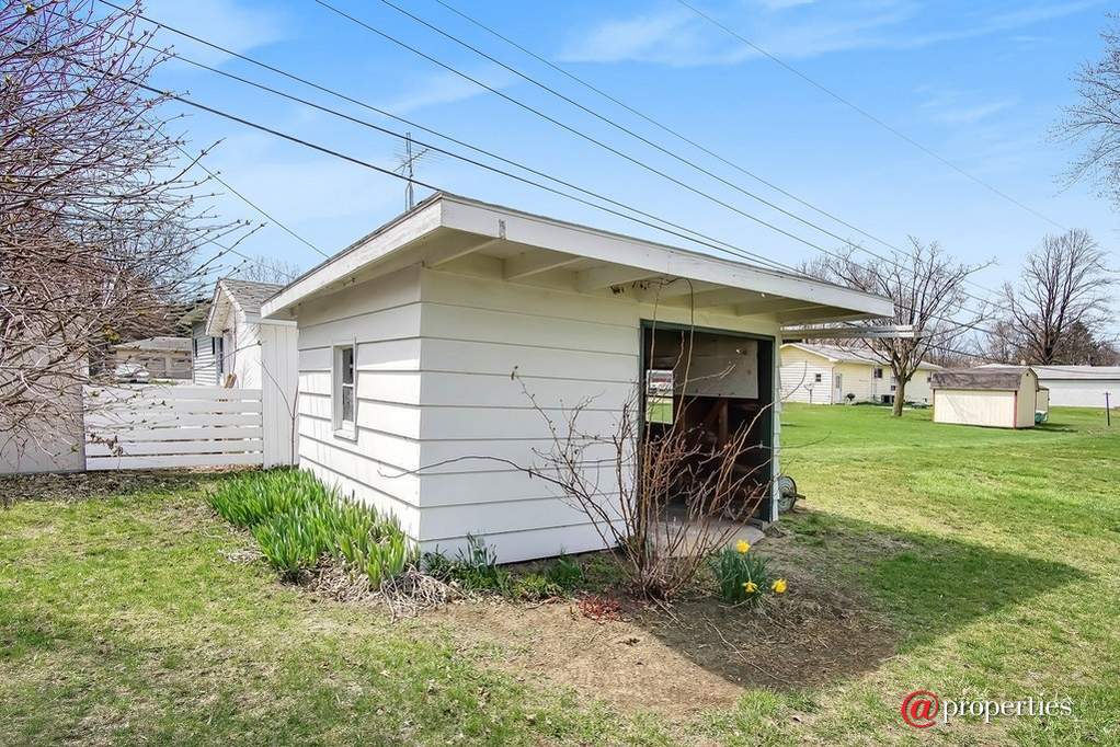 9296 Cleveland Avenue Baroda, Mi 49101 - Image 6