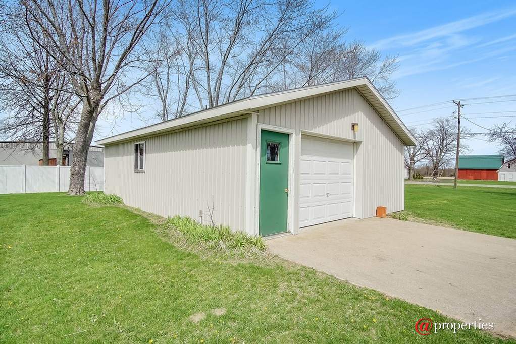 9296 Cleveland Avenue Baroda, Mi 49101 - Image 8