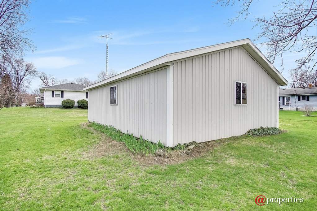 9296 Cleveland Avenue Baroda, Mi 49101 - Image 9