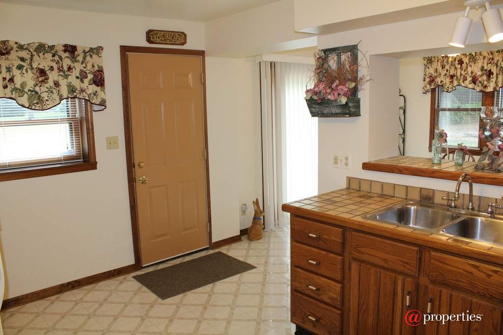 6047 Lincoln Street Coloma, Mi 49038 - Image 5