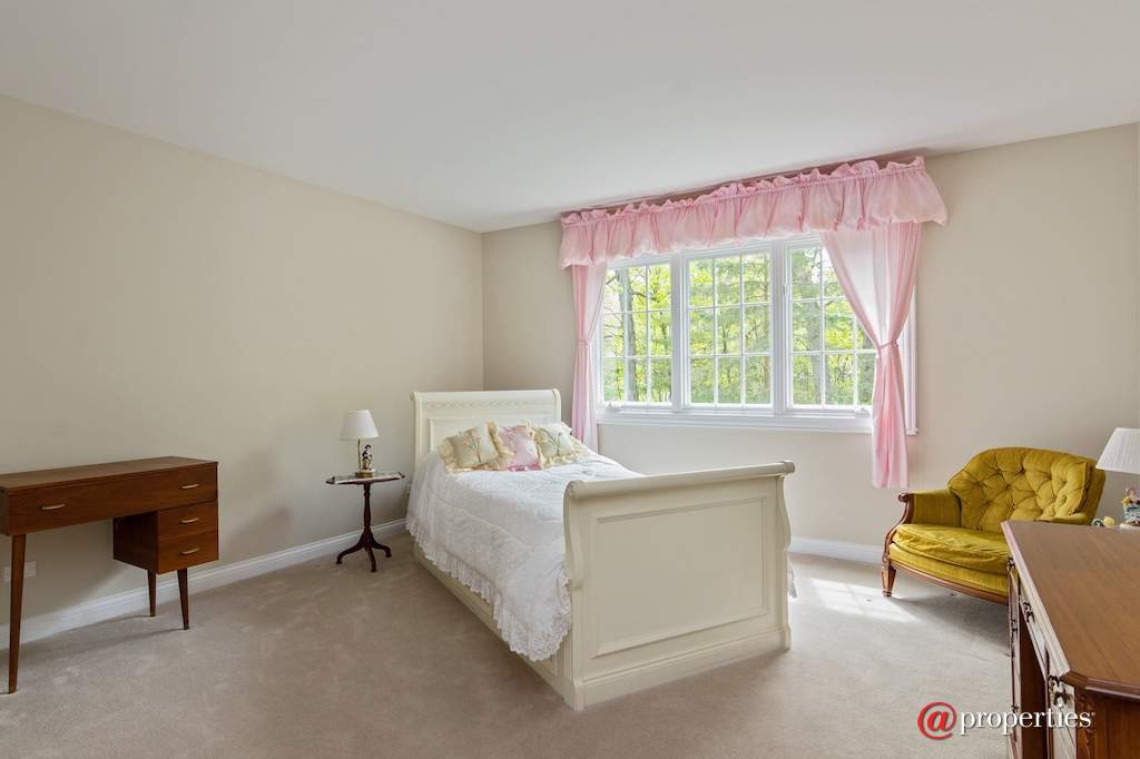 26709 N Countryside Lake Drive Mundelein, Illinois 60060 - 3rd Bedroom