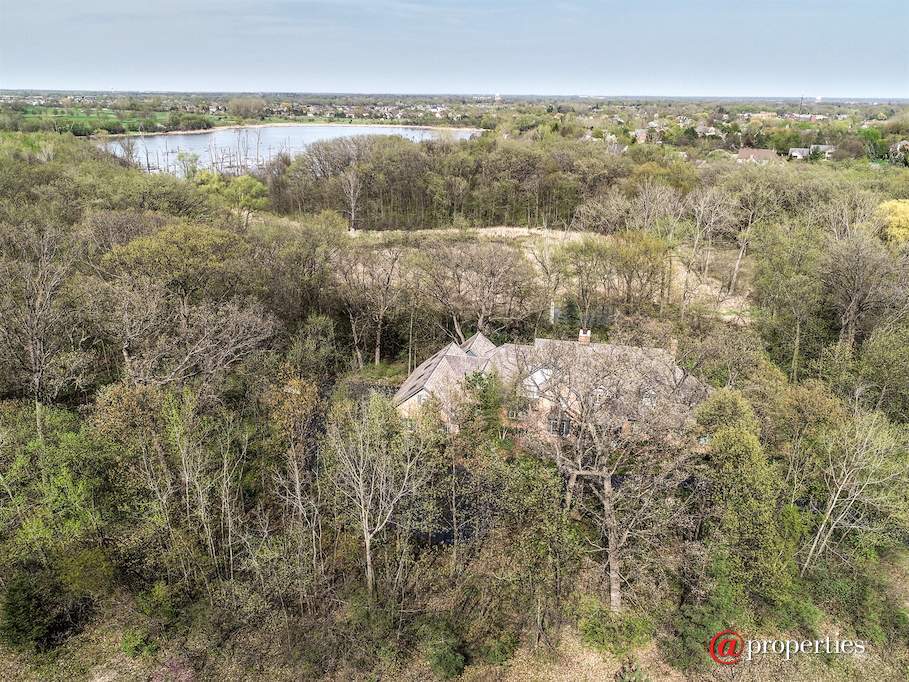 26709 N Countryside Lake Drive Mundelein, Illinois 60060 - Aerial View