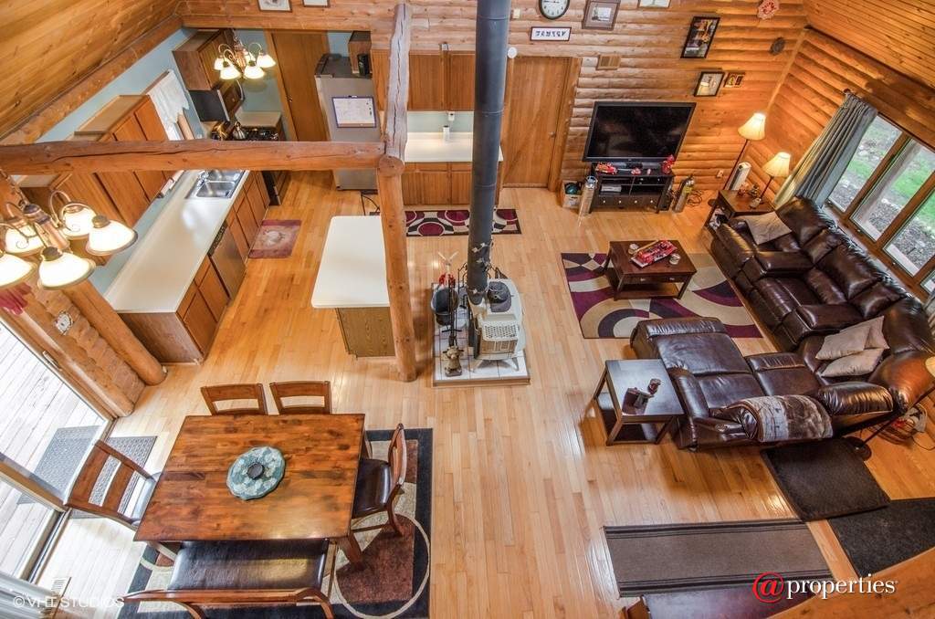 40472 Deep Lake Road Antioch, Illinois 60002 - Kitchen/Living