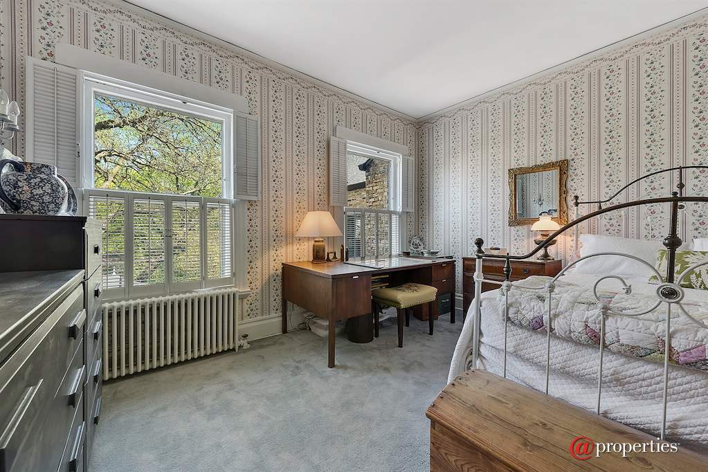 1235 Judson Avenue Evanston, Illinois 60202 - 2nd Bedroom