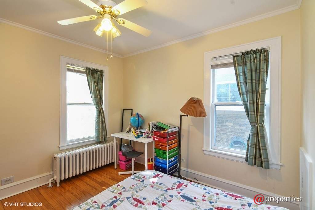 7844 Karlov Avenue Skokie, Illinois 60076 - Bedroom