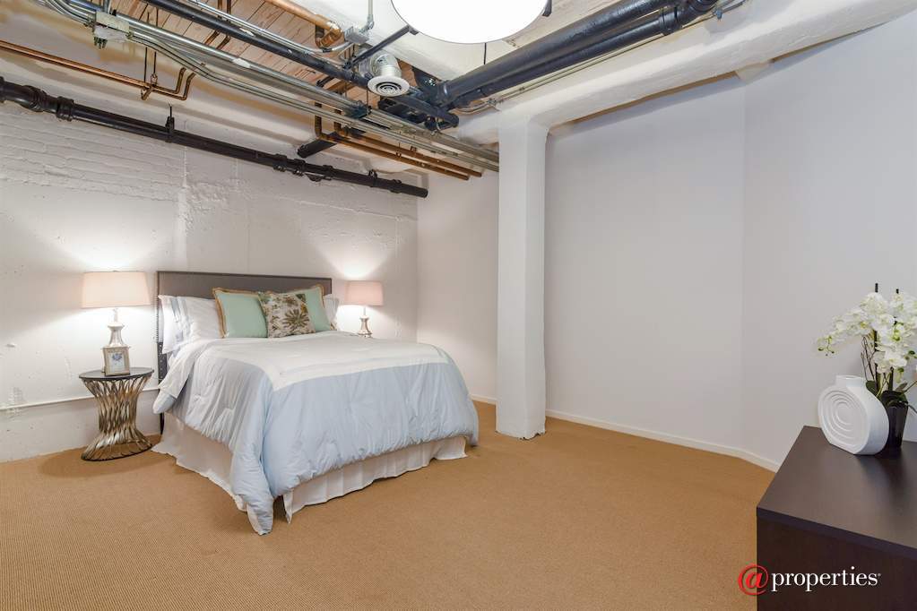 1728 N Damen Avenue #107 Chicago, Illinois 60647 - 2nd Bedroom