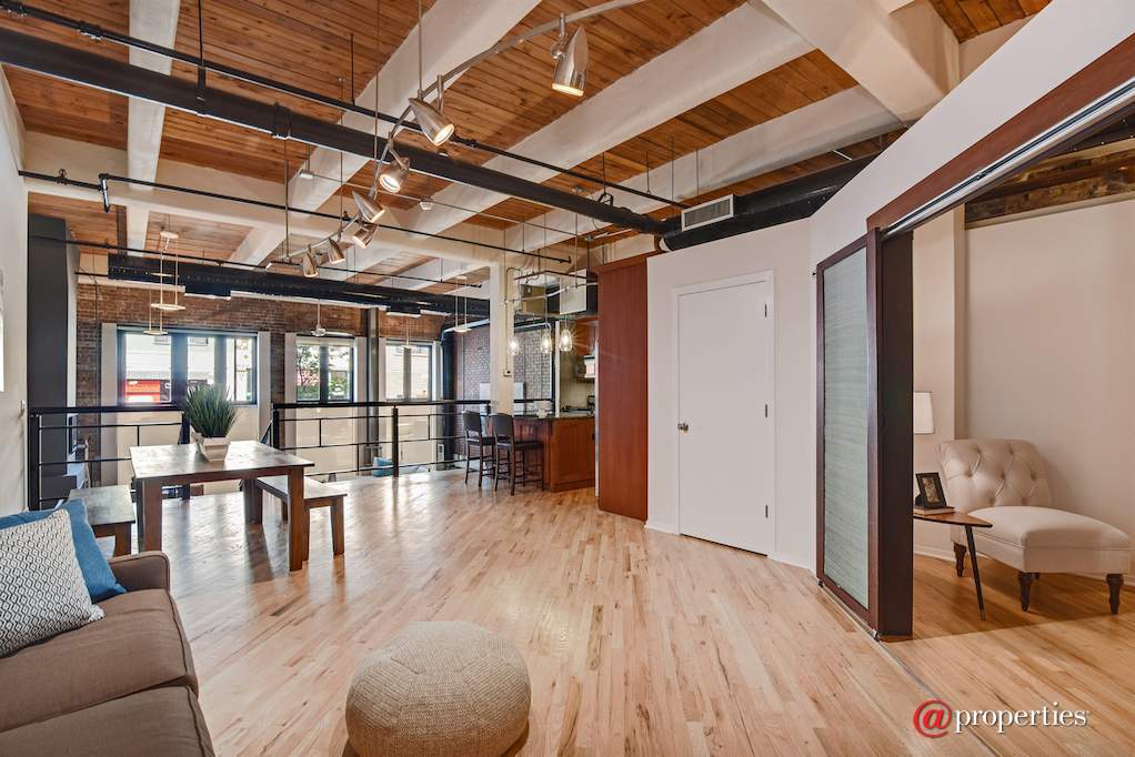 1728 N Damen Avenue #107 Chicago, Illinois 60647 - Unit Entry