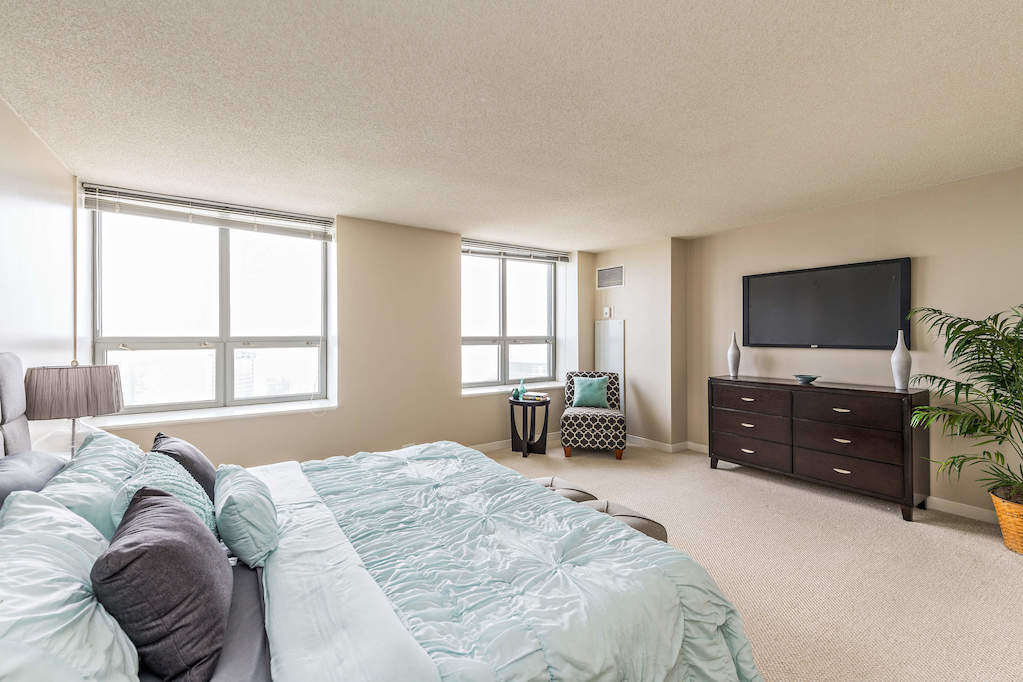 474 N Lake Shore Drive #6004 Chicago, Illinois 60611 - Master Bedroom