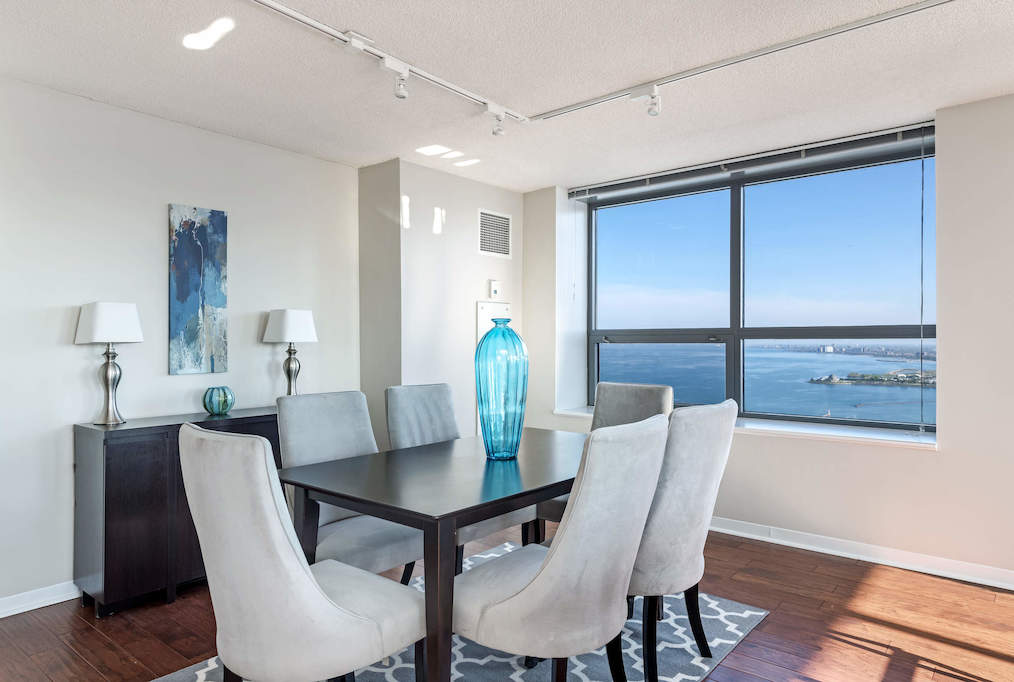 474 N Lake Shore Drive #6004 Chicago, Illinois 60611 - Dining Area