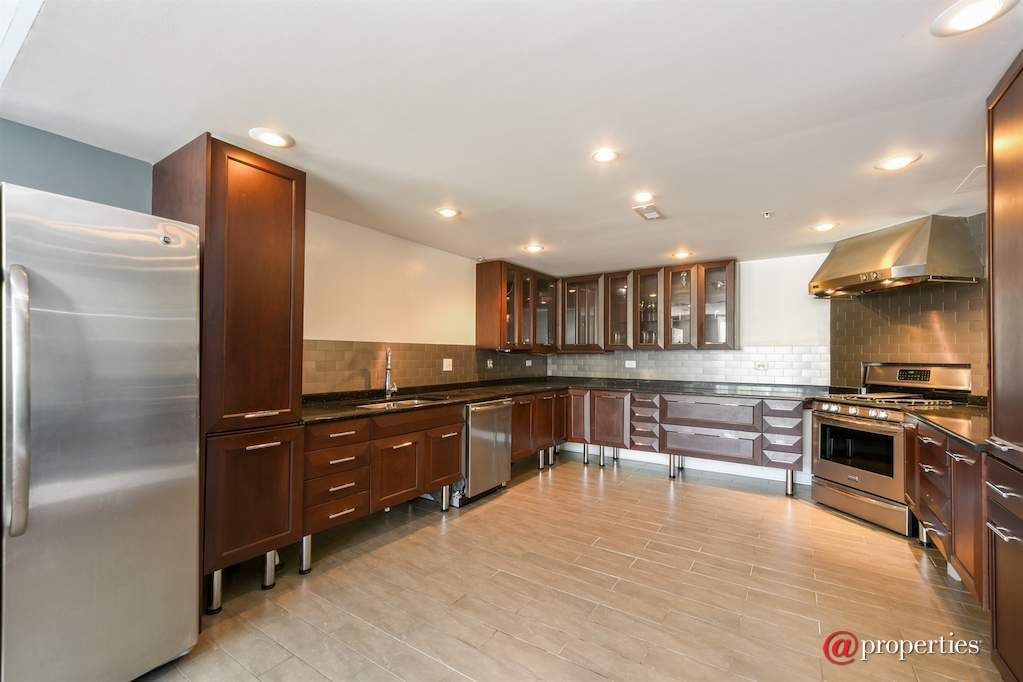 8140 S Boulder Court Long Grove, Illinois 60047 - 5th Bedroom