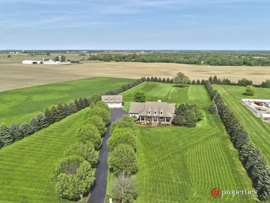 4918 Pioneer Road Mchenry, Illinois 60051 - Aerial View