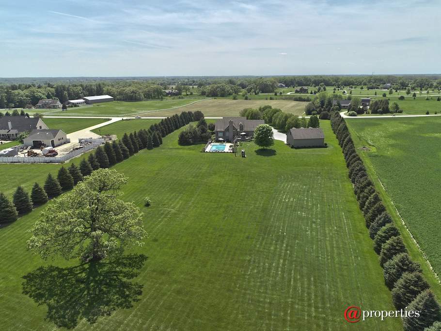 4918 Pioneer Road Mchenry, Illinois 60051 - Aerial View