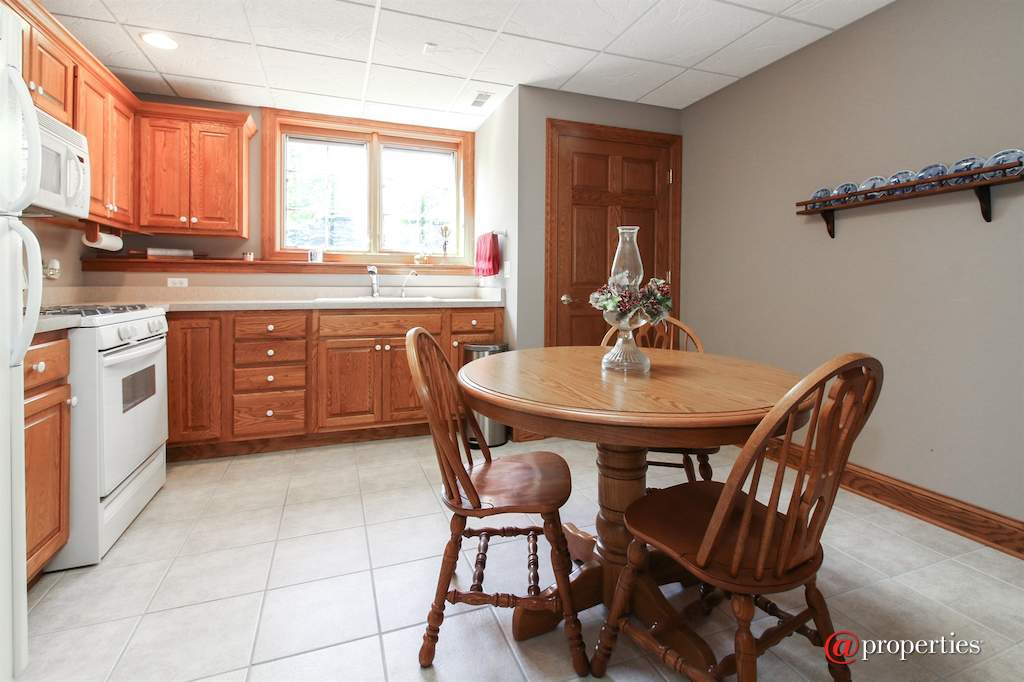 4918 Pioneer Road Mchenry, Illinois 60051 - Image 28